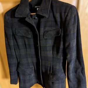 Fashionable & Sophisticated Plaid Fine Wool Blazer.
